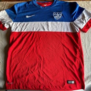 Medium Nike Dri Fit 2014 USA National Team World Cup Soccer Jersey 578026-657 M
